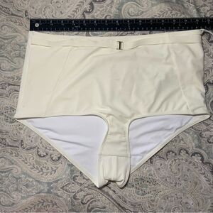 Sz 12 Summersalt Full Bikini Bottoms in a White Cream